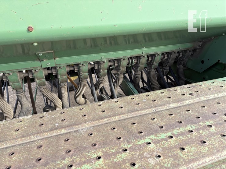 john-deere-9300-image-10