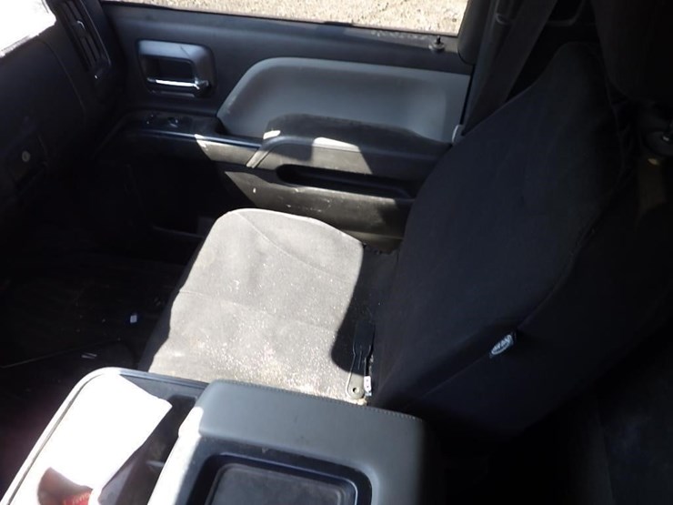 2017-chevrolet-silverado-1500-image-32