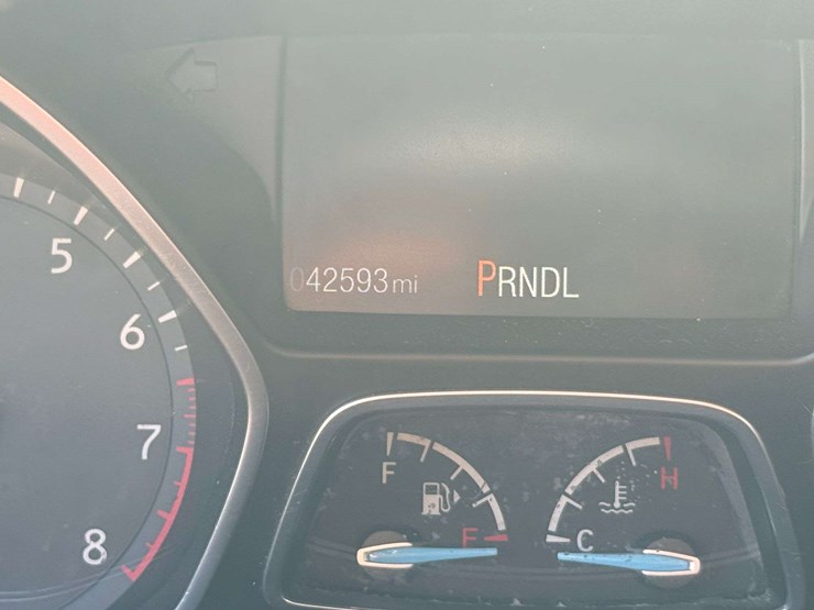 2017-ford-focus-4-door-sedan-(42,593-miles)-image-27