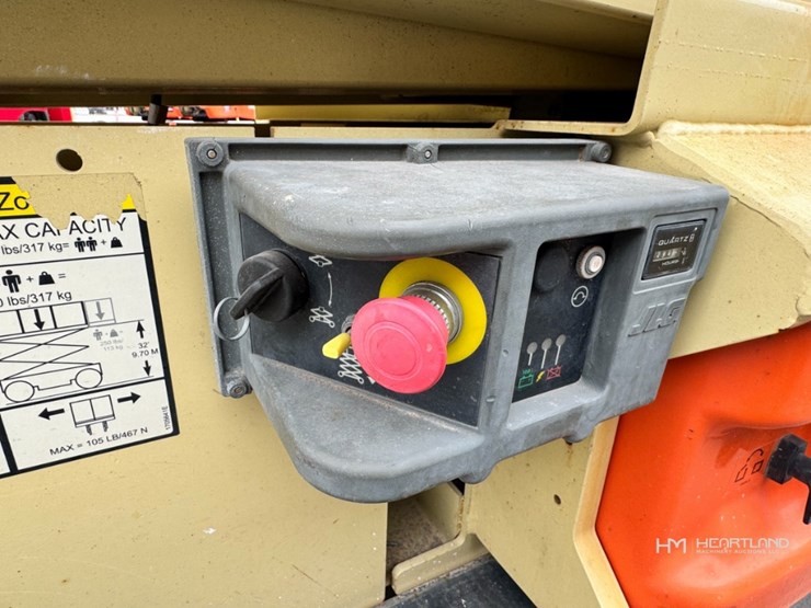 2018-jlg-3246es-image-12