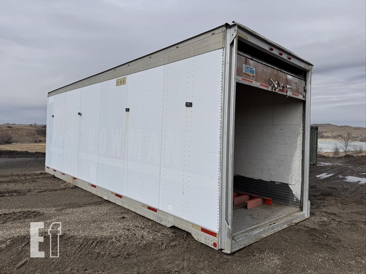 28'-dry-van-box-image-1