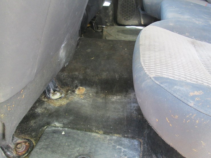 2012-dodge-2500-image-22