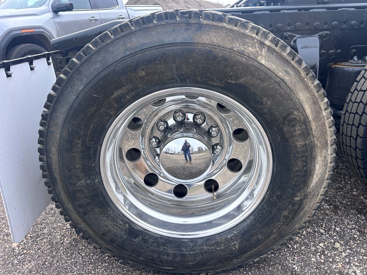 #1009-•-2012-western-star-conventional-4-sleeper-cab-truck-tractor-image-90