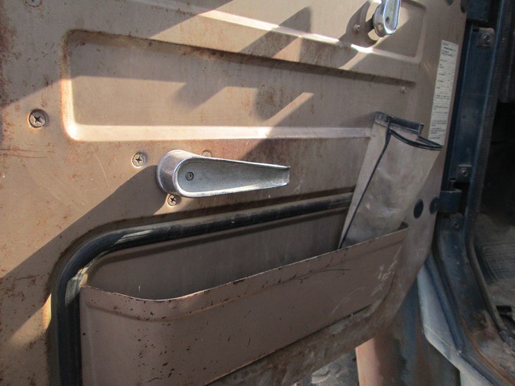 1981-international-s1800-image-29