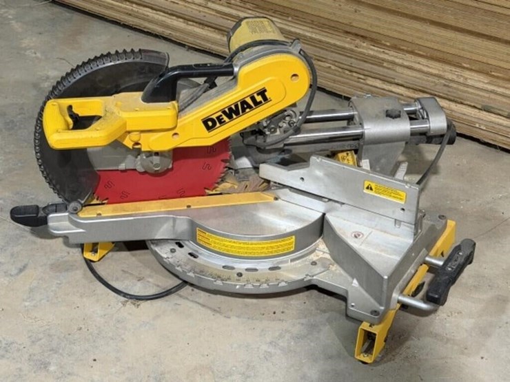 dewalt-12"-double-bevel-sliding-compound-miter-saw-image-1