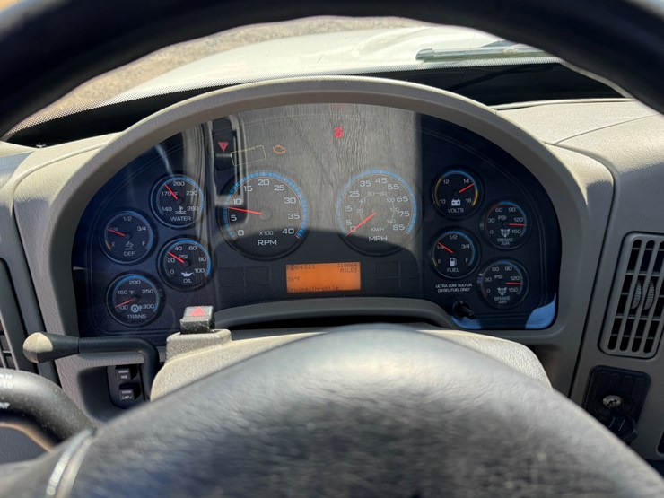 2018-international-4000-image-46