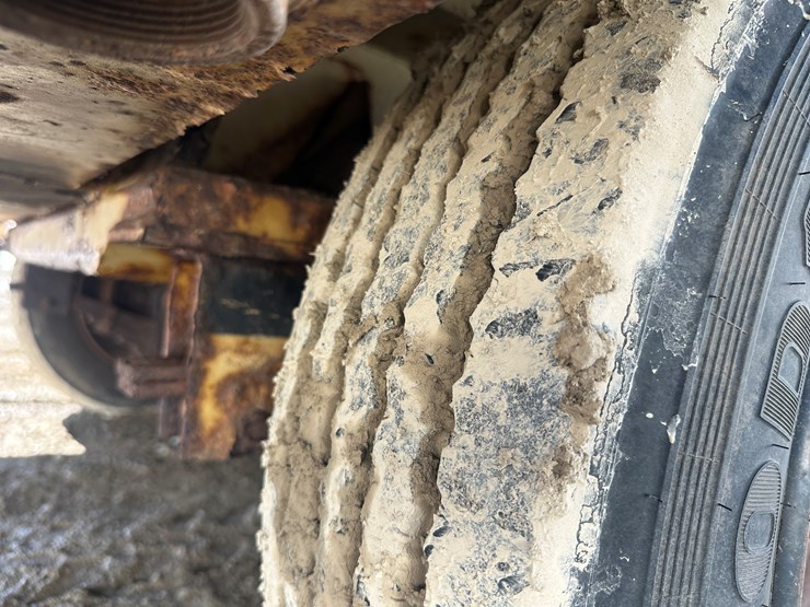 #60115-•-ingersoll-rand-1070-towable-air-compressor-image-74