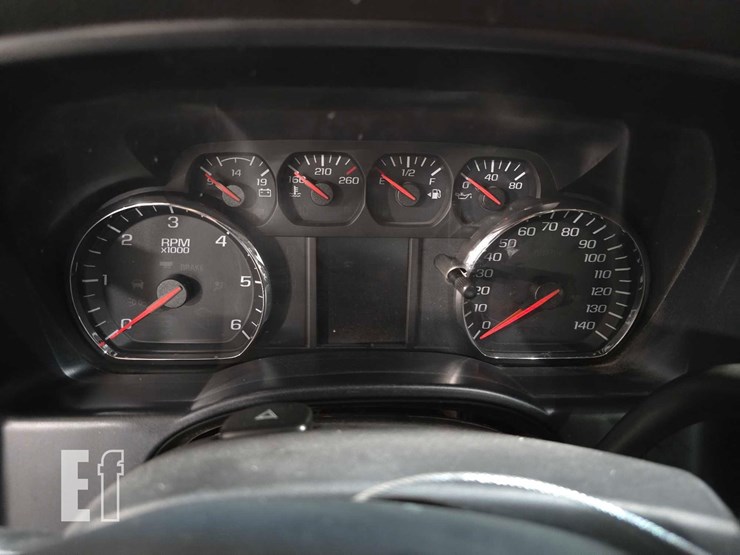 2015-chevrolet-silverado-1500-image-12