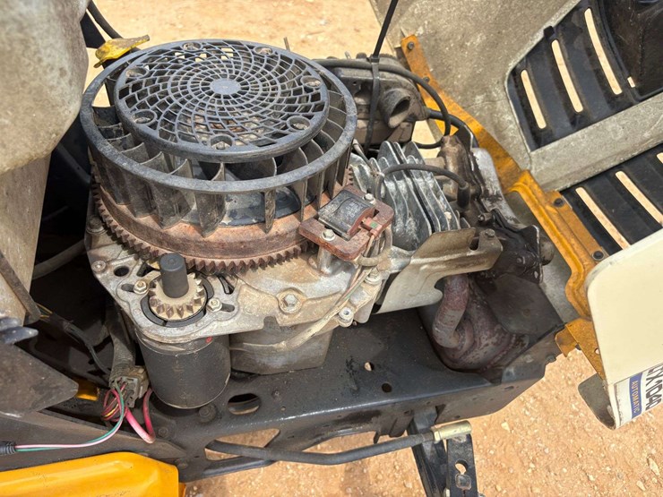 cub-cadet-ltx1040-image-13