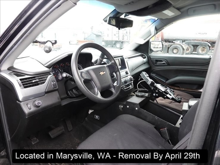 2017-chevrolet-tahoe-image-8