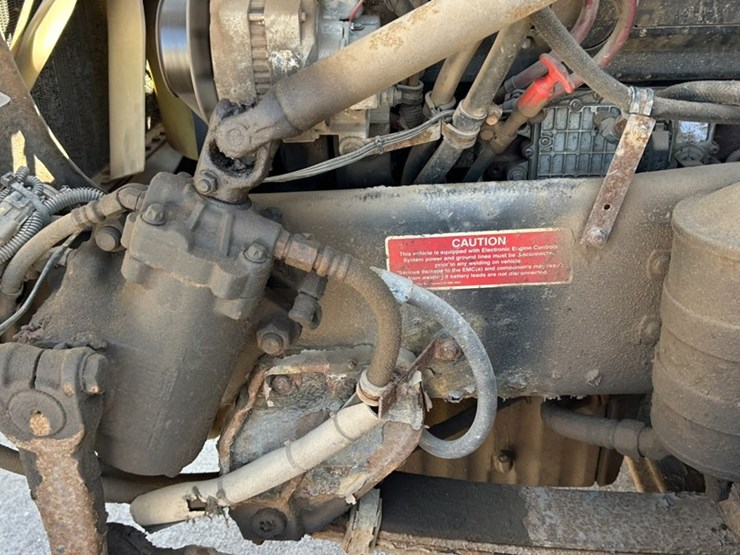 #1114-•-2005-western-star-tri-axle-heavy-haul-truck-tractor-image-48