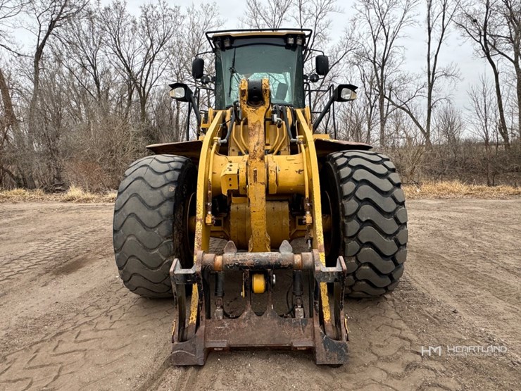 2012-caterpillar-966k-image-2