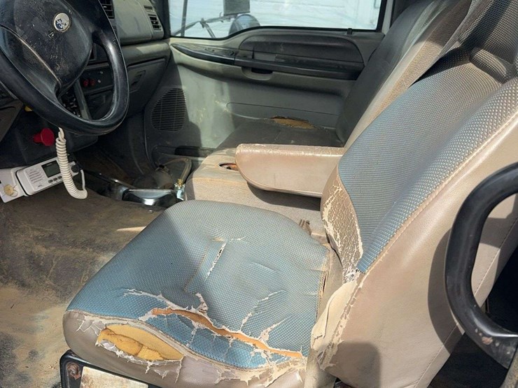 2002-ford-f650-image-18