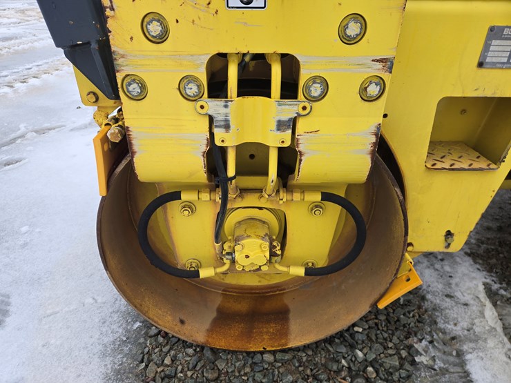 2004-bomag-bw120ad-4-image-37