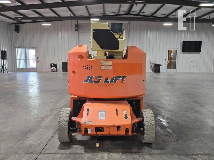 2015-jlg-e400ajpn-image-8