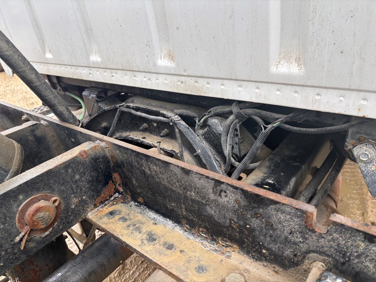 1997-ford-lt8000-image-83