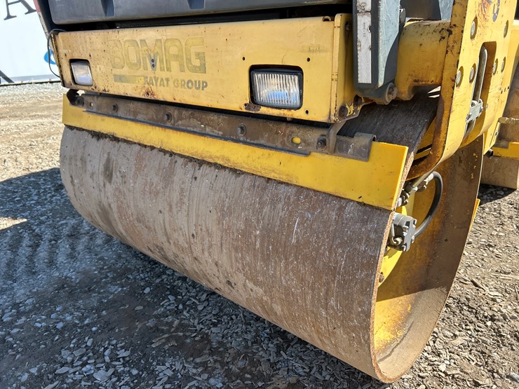 2007-bomag-bw138ad-image-46