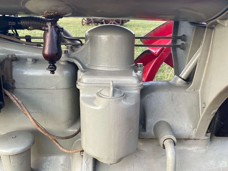 1917-experimental-fordson-tractor-(oldest-fordson-tractor-in-the-world)-image-25