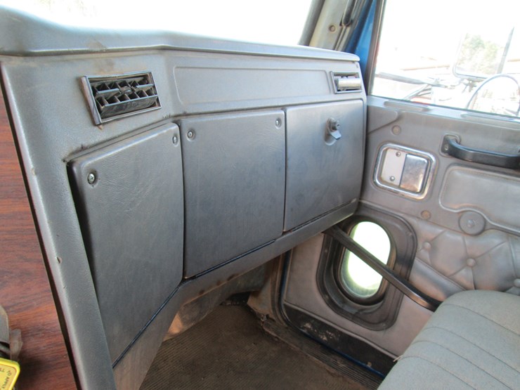 1999-caterpillar-c7-image-39