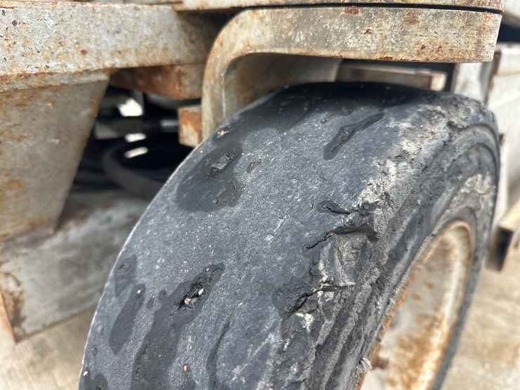 massey-ferguson-8-image-30