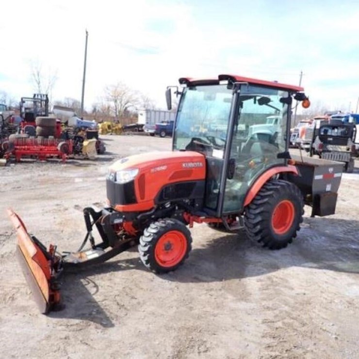2017 KUBOTA B2650HSD
