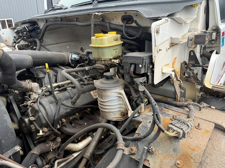 2018-ford-f650-image-45