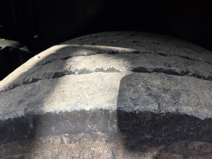 massey-ferguson-8-image-57