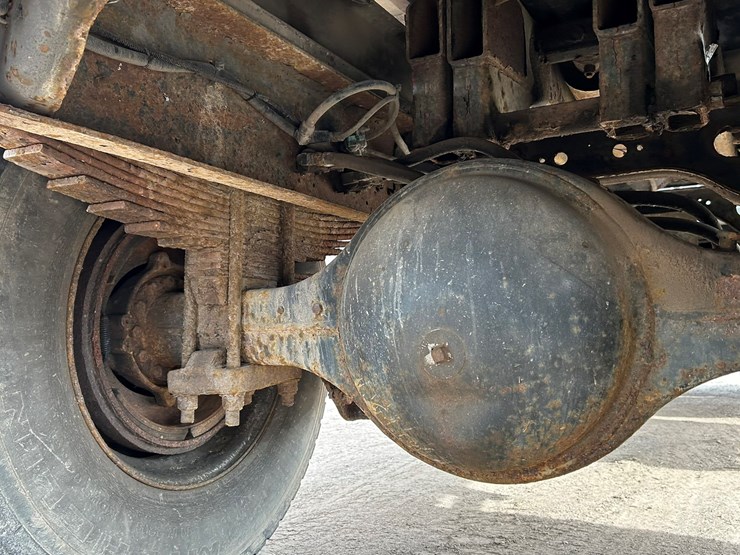 1996-international-4700-image-22