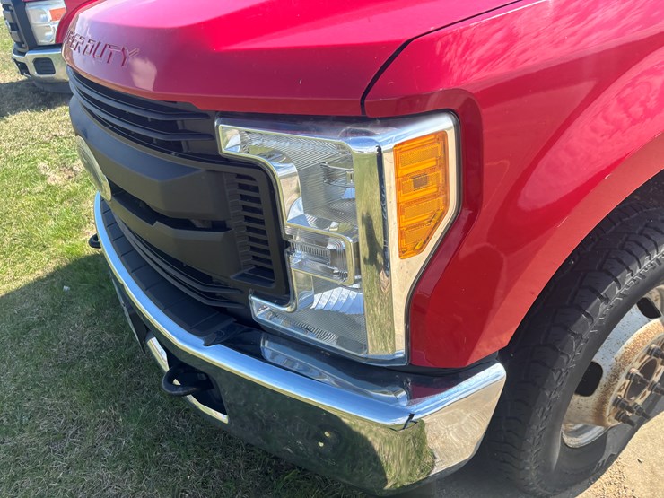 2017-ford-f350-image-12