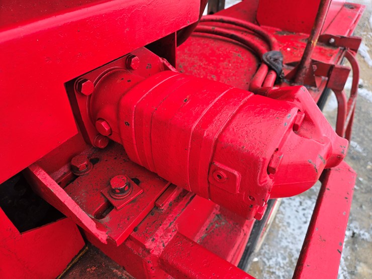 1994-massey-ferguson-8-image-48