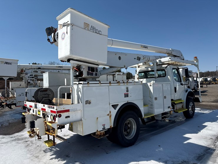 #1070-•-2012-freightliner-boom/crane-truck-image-5