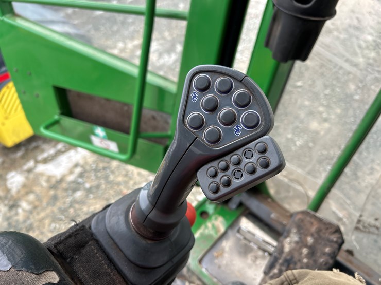 massey-ferguson-8-image-95