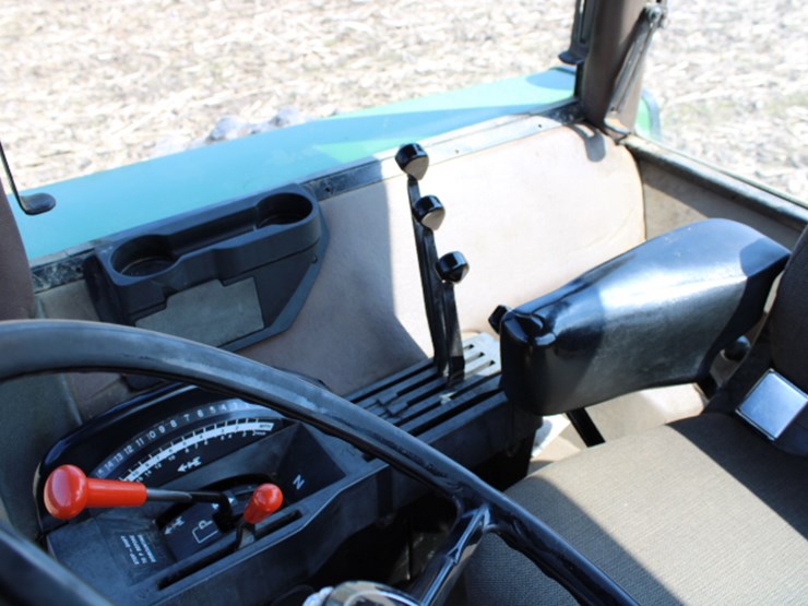 1985-john-deere-4850-image-52