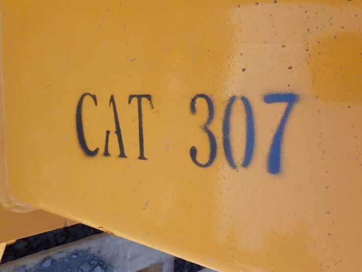 caterpillar-307-image-5