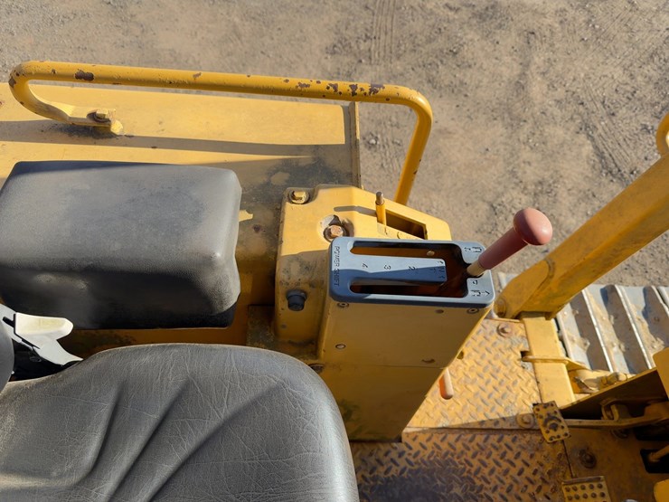 1988-deere-450g-image-30