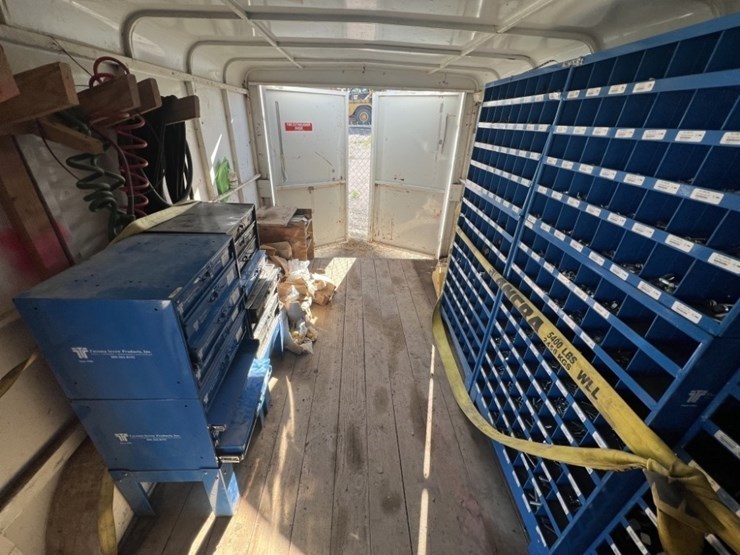 2013-w-w-t/a-cargo-trailer-image-21