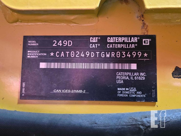 2020-caterpillar-249d-image-23