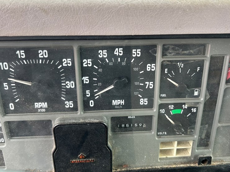 1996-international-4700-image-67