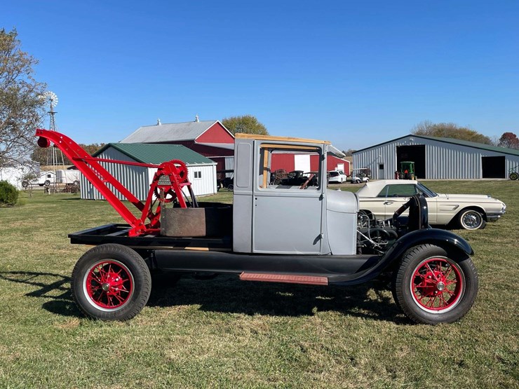 1928-ford-aa-wrecker-truck-image-2