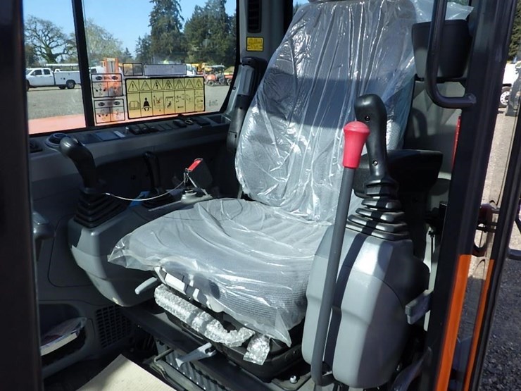 2023-develon-dx85r-3-hydraulic-excavator-image-43