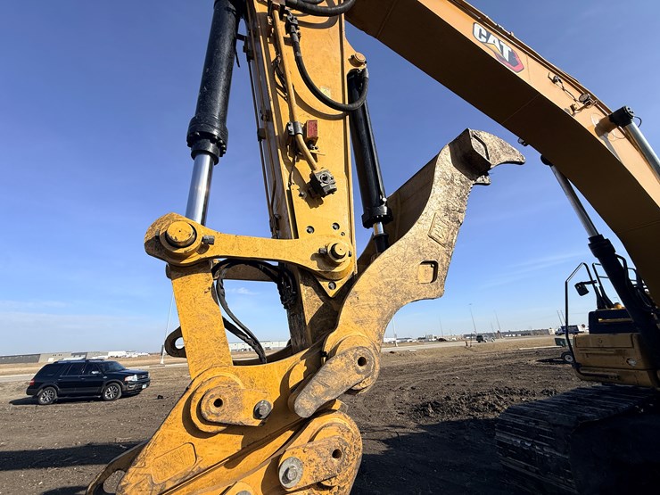 caterpillar-340-image-27