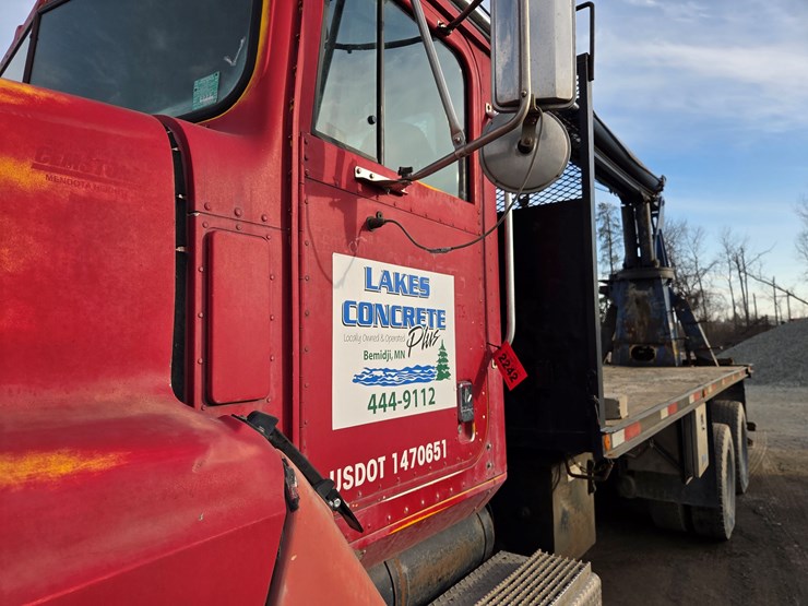 1998-international-paystar-5000-image-13