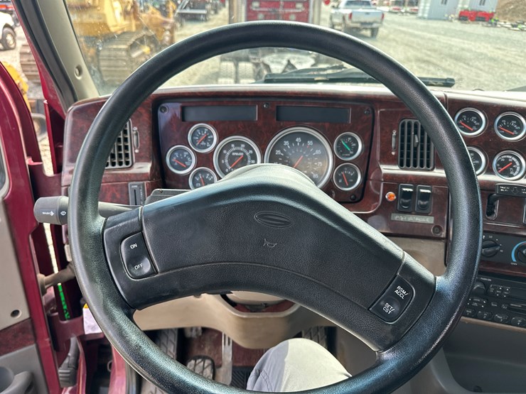 2001-caterpillar-c15-image-41