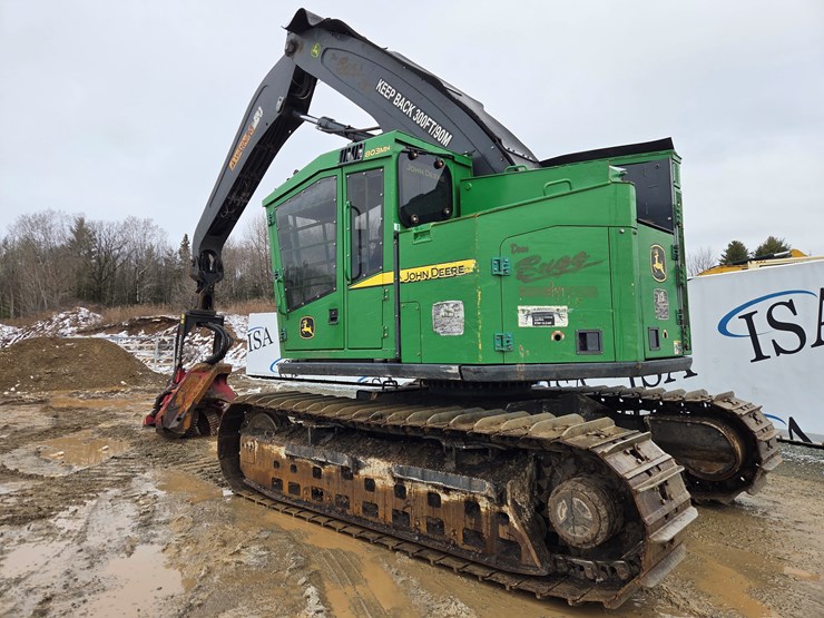 massey-ferguson-8-image-3