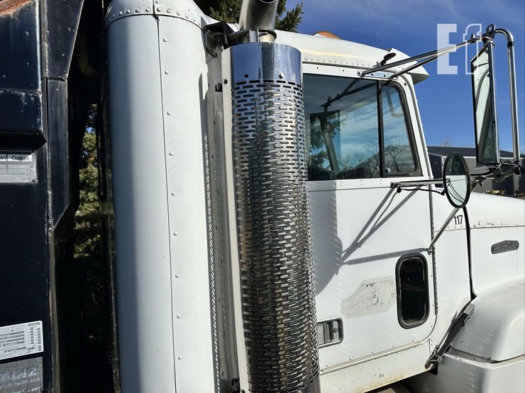 1991-freightliner-fld120-image-21