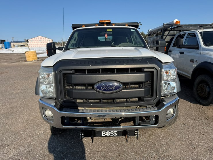 2012-ford-f550-xl-image-7