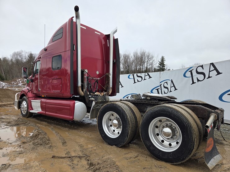 2007-peterbilt-387-image-3