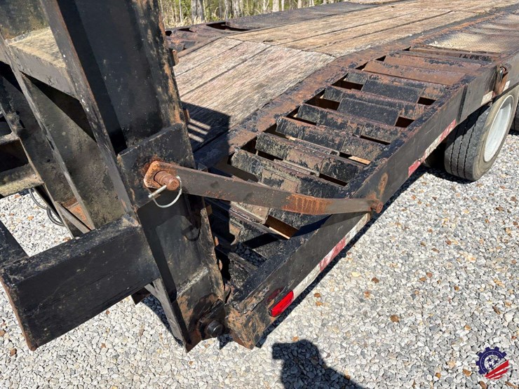 1998-cherokee-r20-20+5-dual-t/a-tag-trailer-image-33