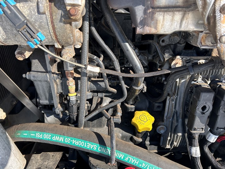 massey-ferguson-8-image-48