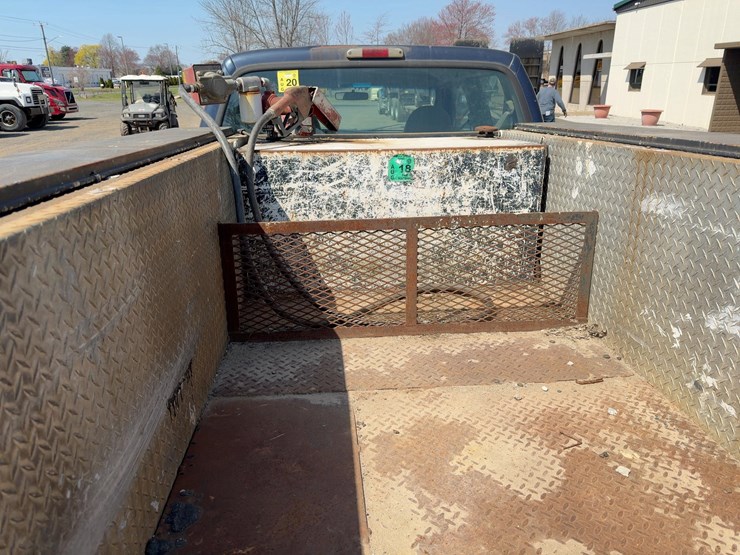 2002-ford-f350-xl-image-13